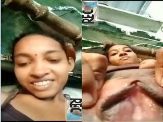 Today Exclusive- Desi Village Telugu Girl Showing Boobs and Masturbating On Video Call