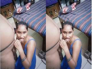 Today Exclusive- Sexy Desi Bhabhi In Bra panty part 1