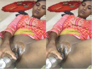 Today Exclusive- Horny Desi Girl Masturbating Part 2