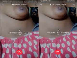 Today Exclusive-Village Girl Showing her Boob On Video Call part 2
