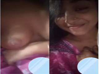 Today Exclusive-  Cute Desi Girl Showing Boobs on Video Call