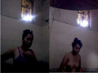 Today Exclusive-Desi Girl Bathing and Fingerring Video Record For Lover part 2