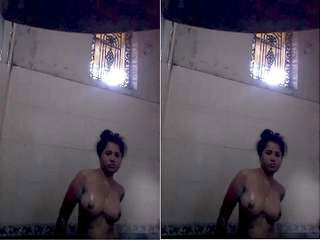 Today Exclusive-Desi Girl Bathing and Fingerring Video Record For Lover part 3