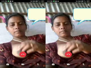 Today Exclusive-Tamil Girl Showing her Boobs On Video Call