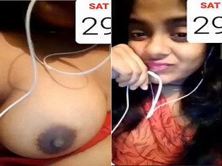 Today Exclusive-Desi Girl Shows Her Boobs and Pussy On Vc