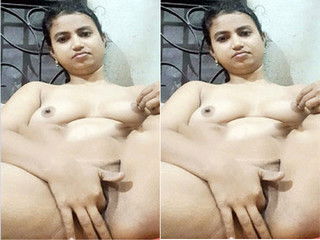 Today Exclusive- Horny Desi Girl Fingering