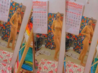 Desi Girl Shows her Nude Body