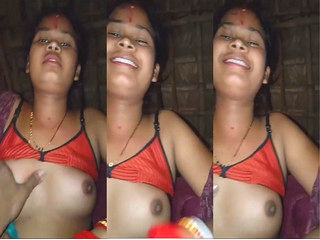 Desi Odia Bhabhi Ridding Dick