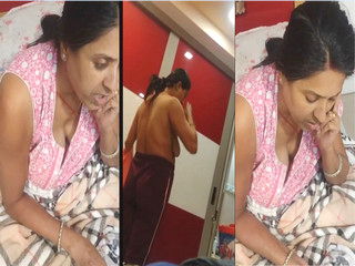 Desi Bhabhi Changing Cloths