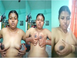 Desi Wife Play With Her Boobs