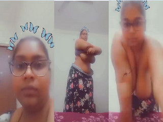 Desi BBW Girl Shows For Lover