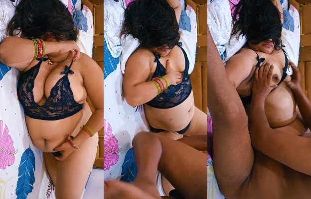Desi BBW Wife Boobs massage